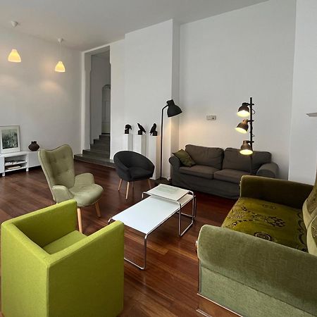 Wohnen Mit Kuenstlerflair In Muenchen Apartment Bagian luar foto