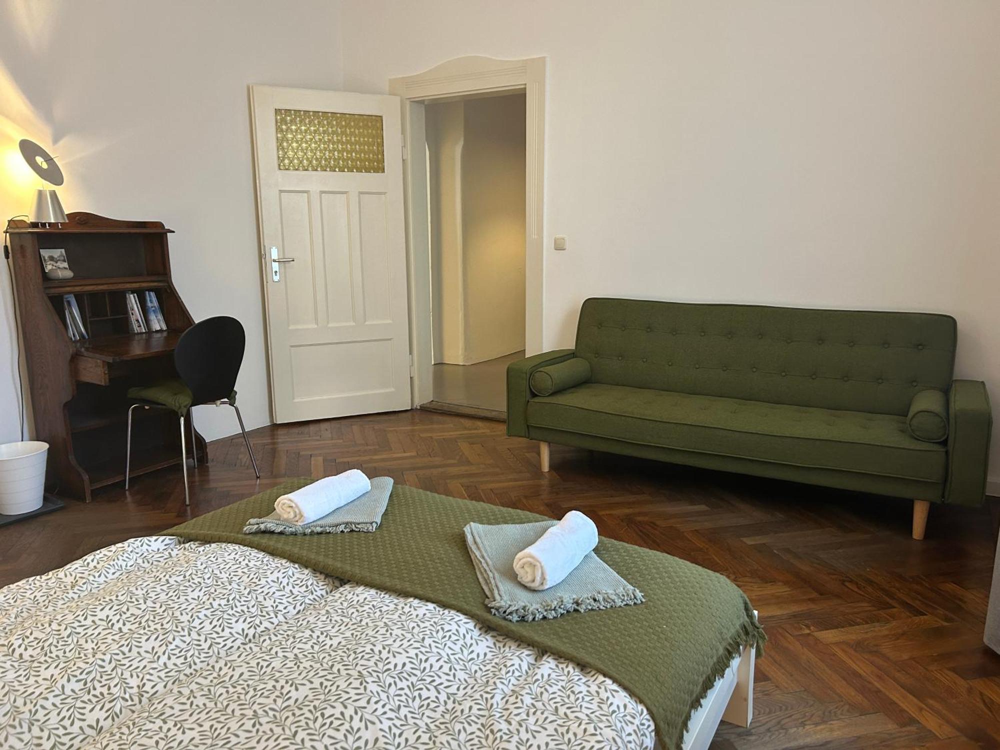 Wohnen Mit Kuenstlerflair In Muenchen Apartment Bagian luar foto