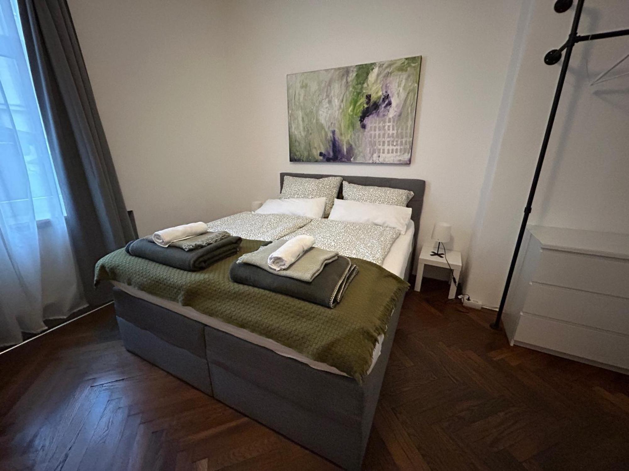Wohnen Mit Kuenstlerflair In Muenchen Apartment Bagian luar foto