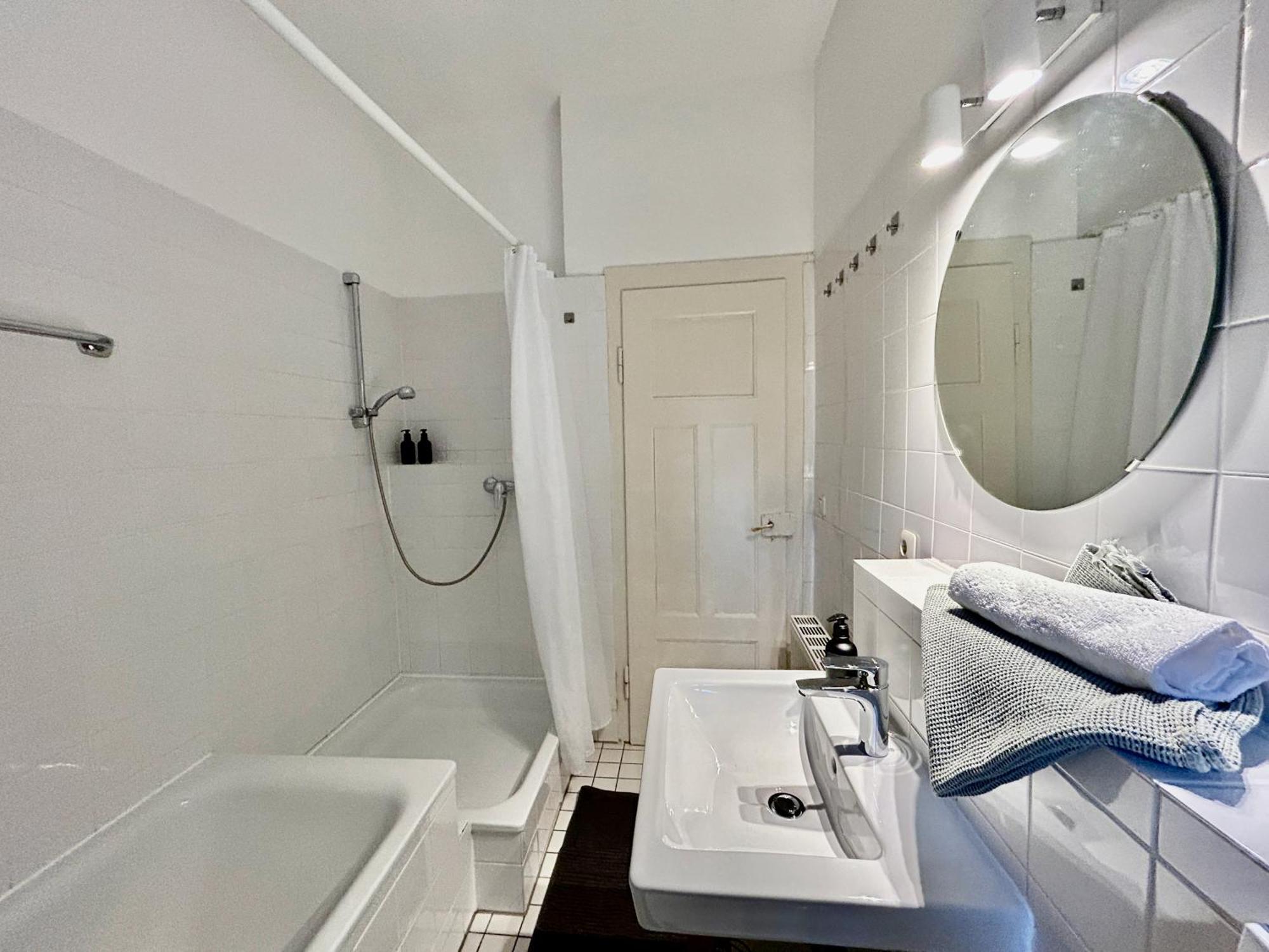 Wohnen Mit Kuenstlerflair In Muenchen Apartment Bagian luar foto